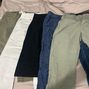 Lot of 5 light pants and capris